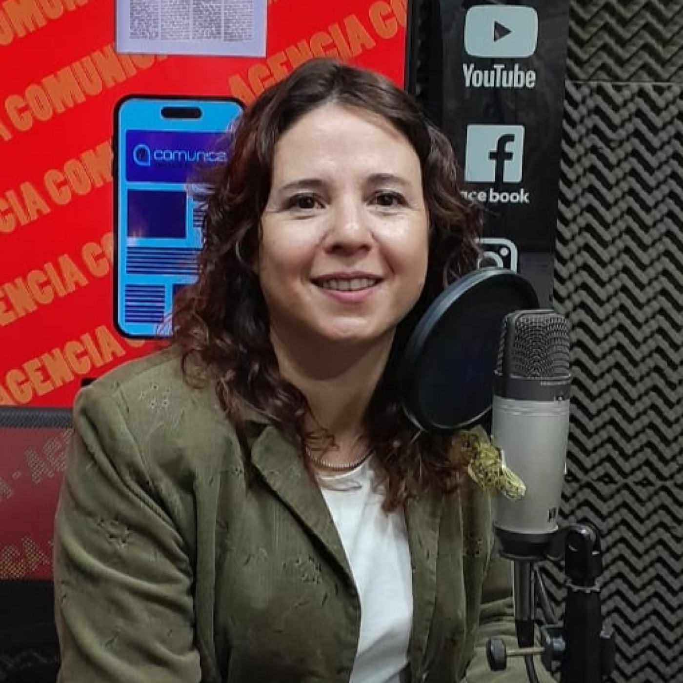 El Colectivo | Belén Vergel | 12-08-2025 episode artwork