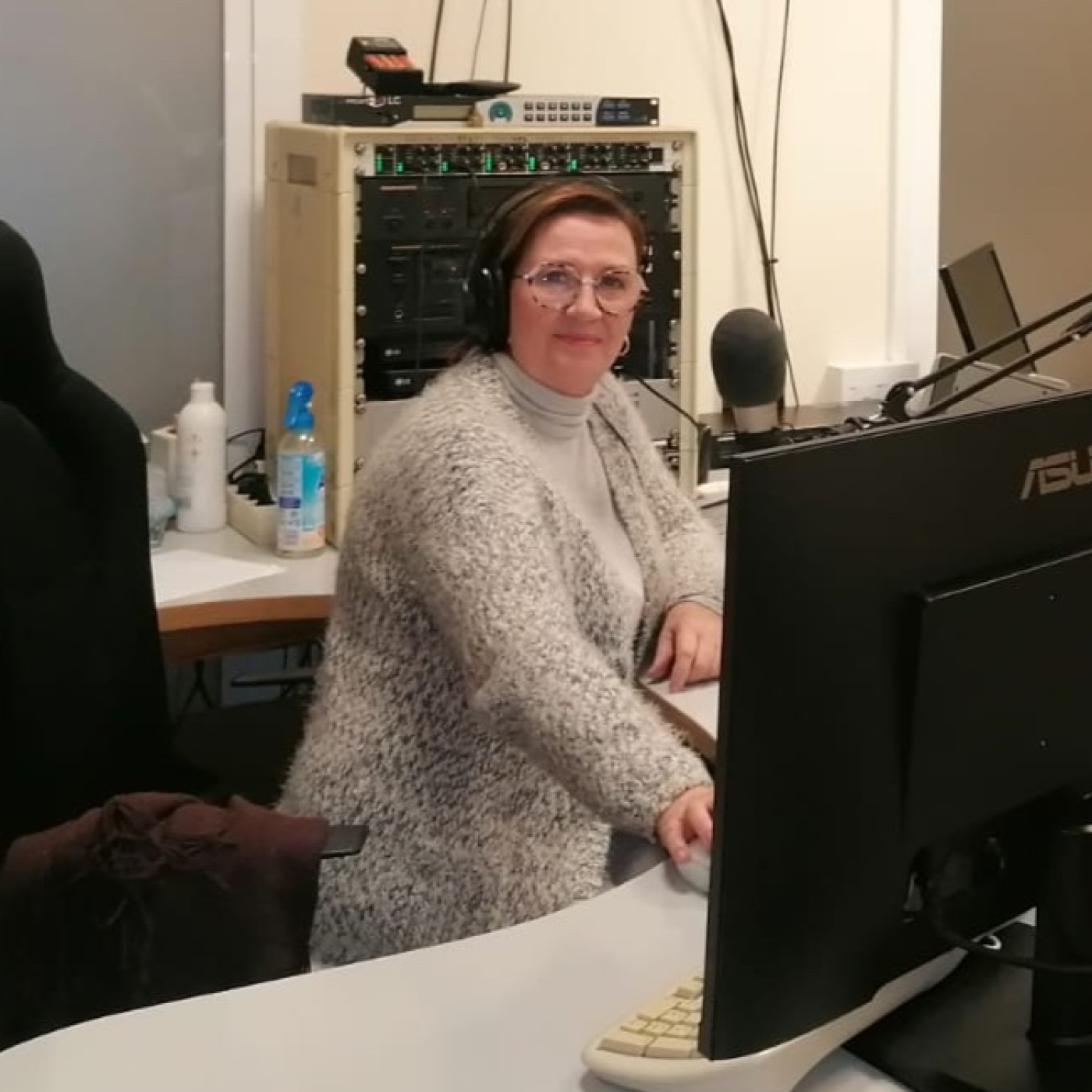 CARAVACA RADIO