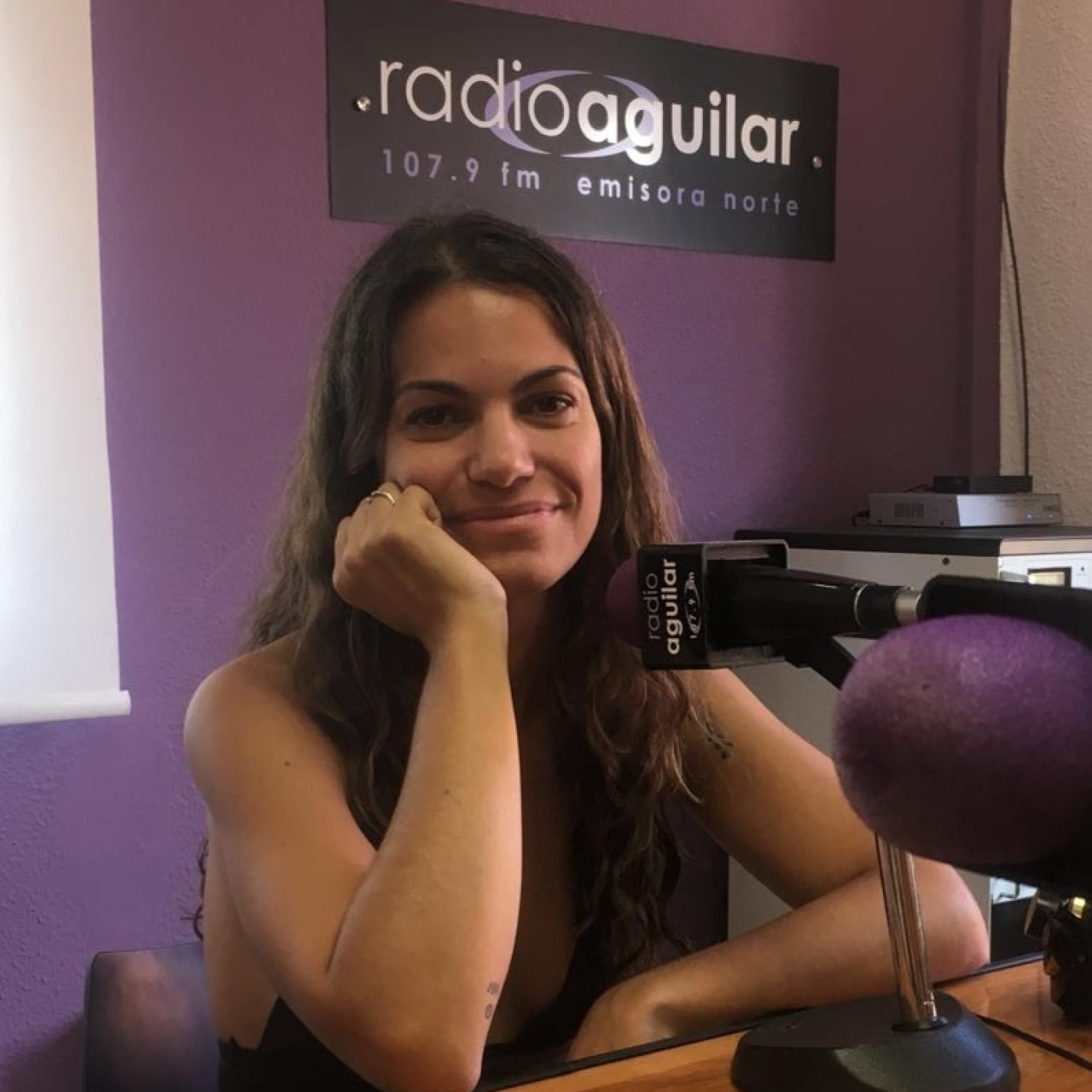 Laura Sanz nos da todos los detalles de su libro `Galleteras´ episode artwork