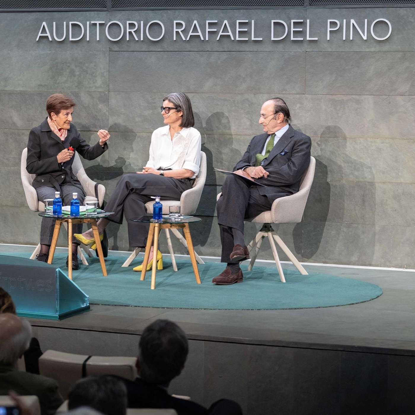 Diálogo entre Adela Cortina, Emilio Lamo de Espinosa y Patricia Gabaldón