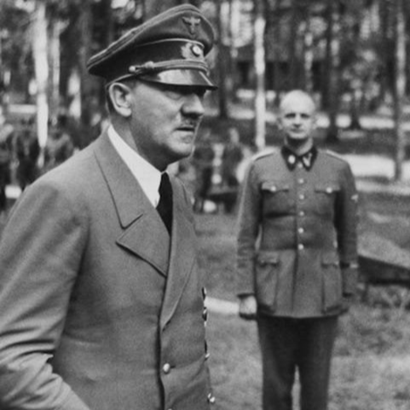 HITLER, LAS CINTAS PERDIDAS DEL III REICH: 6- EL COLAPSO #documental #historia #podcast - podcast episode cover