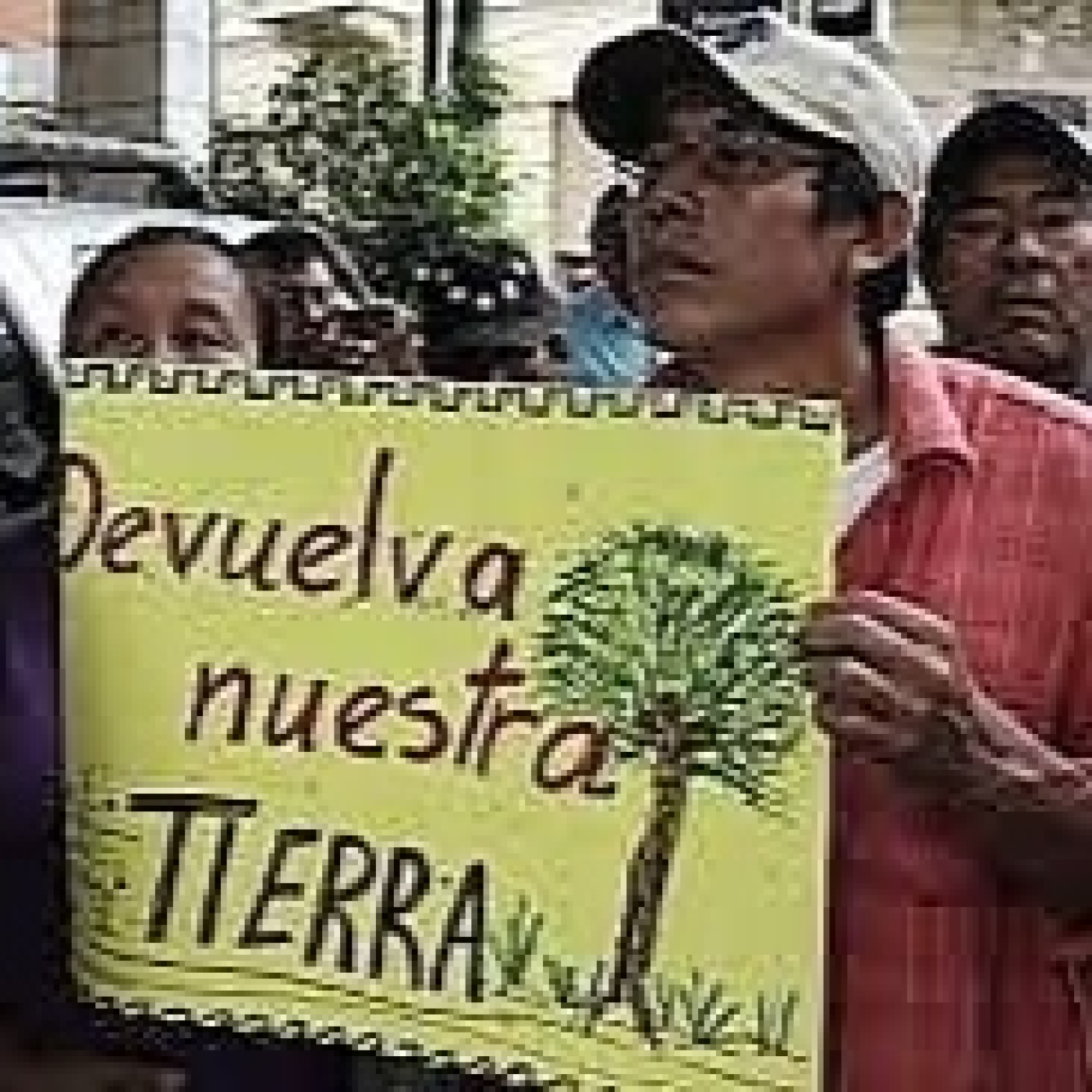DEVUELVAN NUESTRA TIERRA
