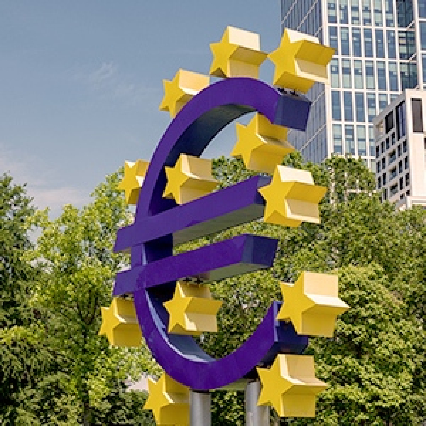 Cautela ante desaceleración del ciclo e inflación aún alta | Estrategia de junio 2023