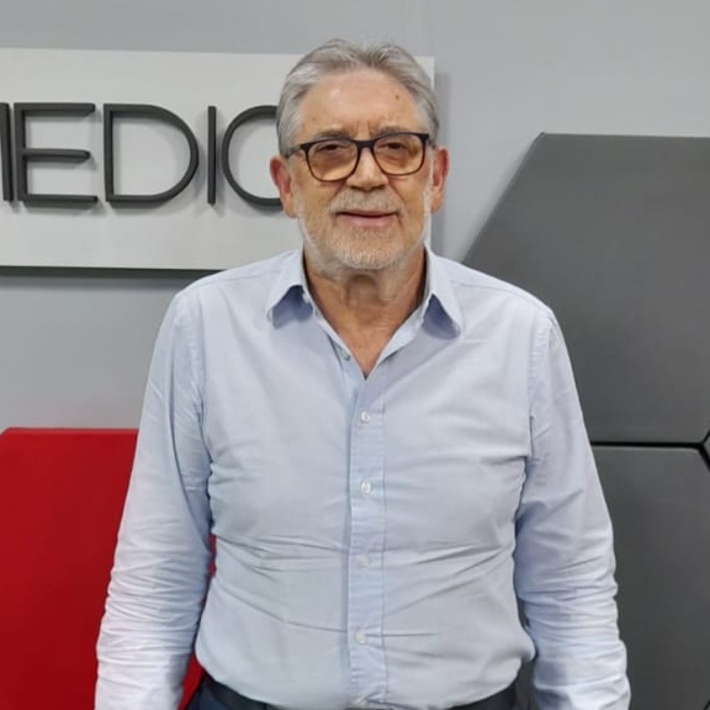 UN ZOOM SOBRE LA ECONOMIA con Enrique Szewach 18-11-2025 UN ZOOM SOBRE LA ECONOMIA con Enrique Szewach 18-11-2025