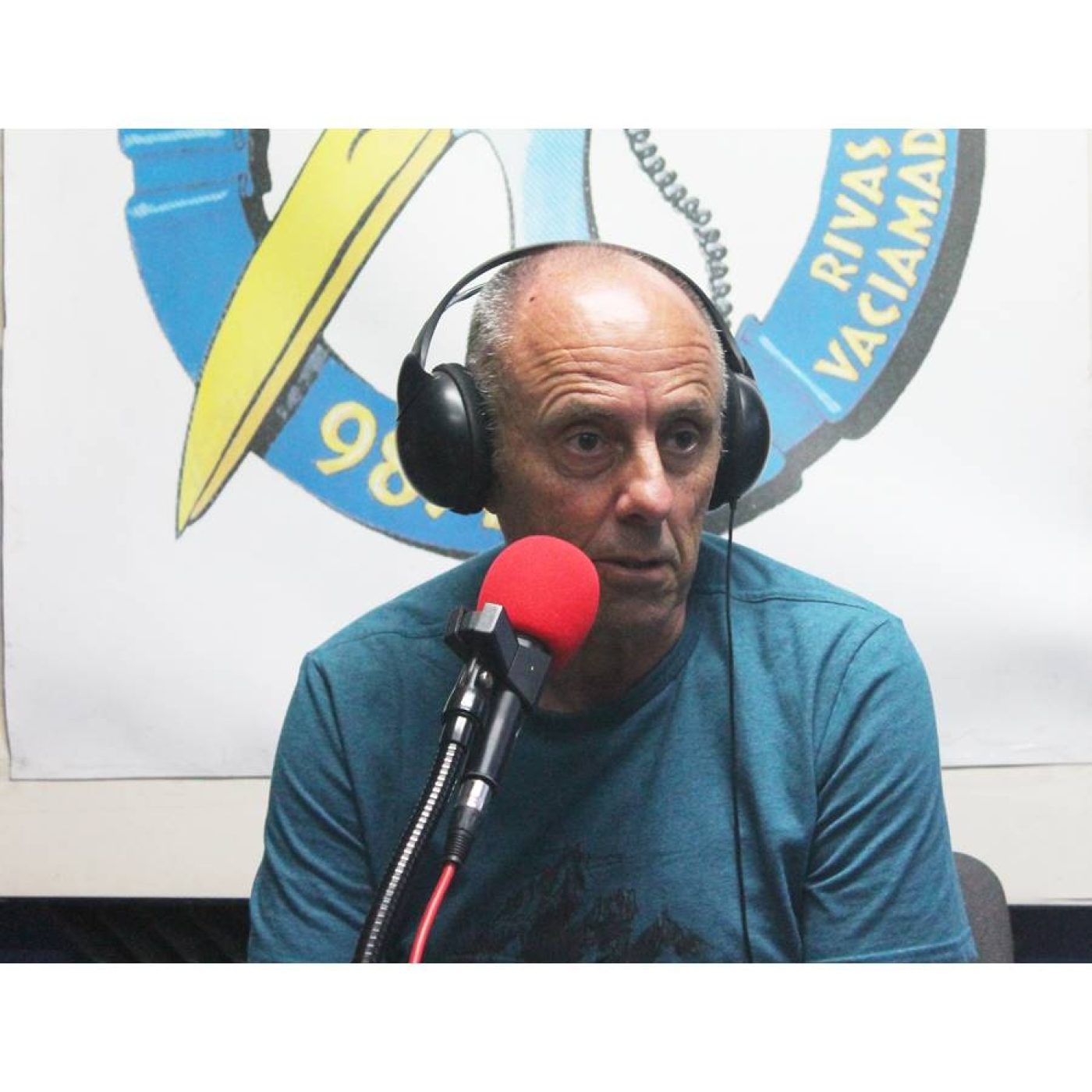12-09-23 Entrevista a Mariano Encinas, experto en el futbol ripense- episode artwork