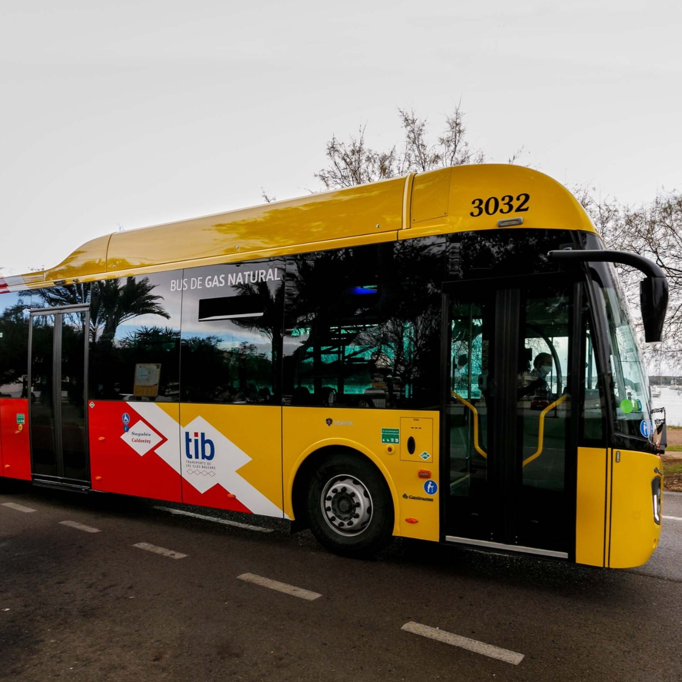 d6b23df4d8323ba91339a5c7eca57fb3 XXL esRadio Baleares