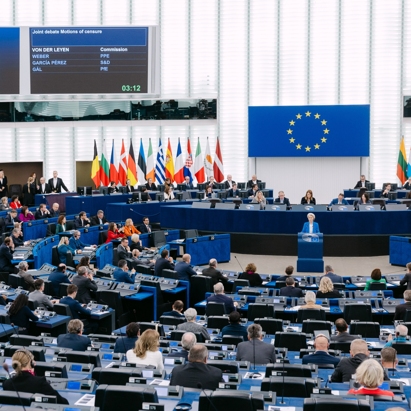 La UNIÓN EUROPEA: ¿Una fabrica de NORMATIVAS? La UNIÓN EUROPEA: ¿Una fabrica de NORMATIVAS?