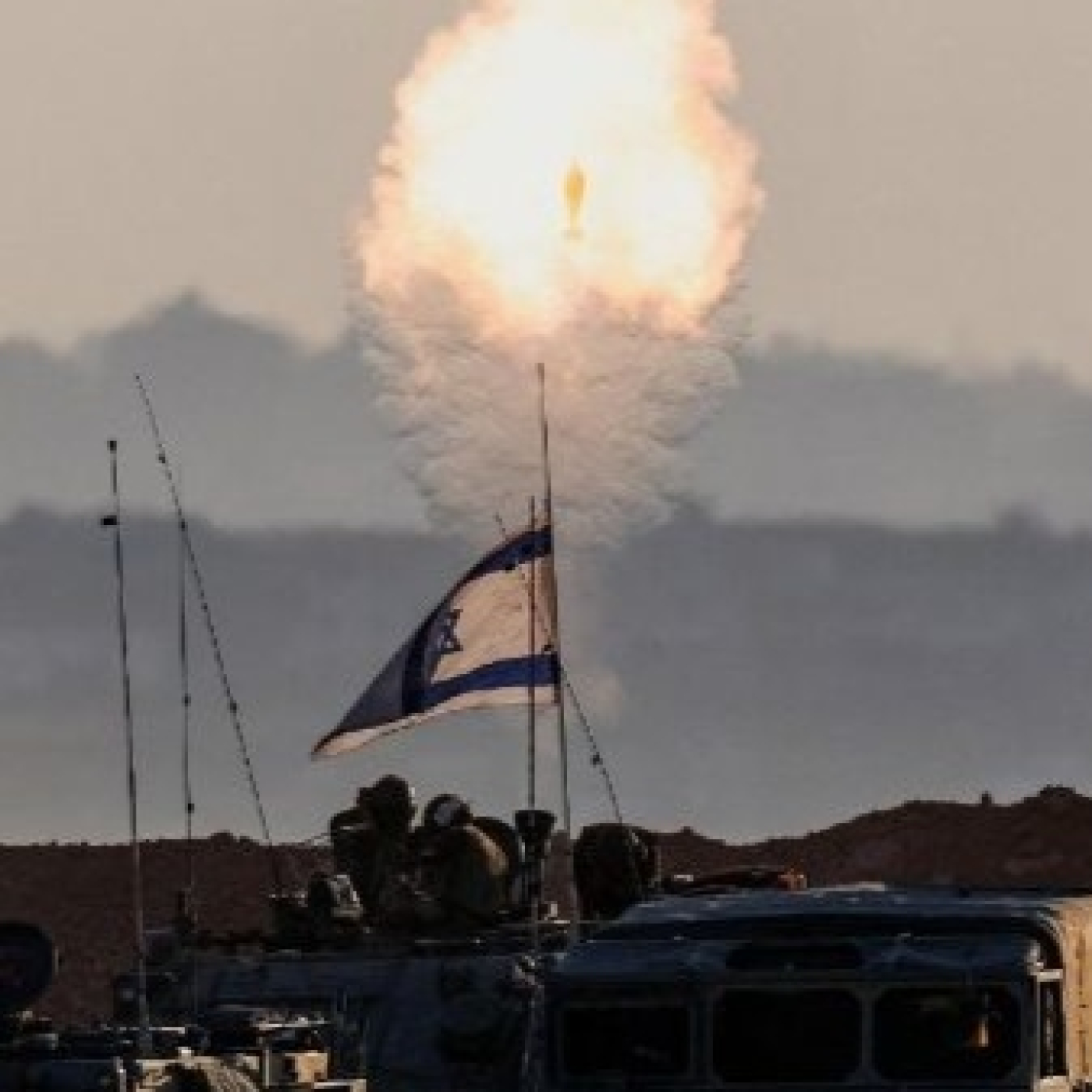 Masacre cerca de un centro de distribución de ayuda en Gaza episode artwork