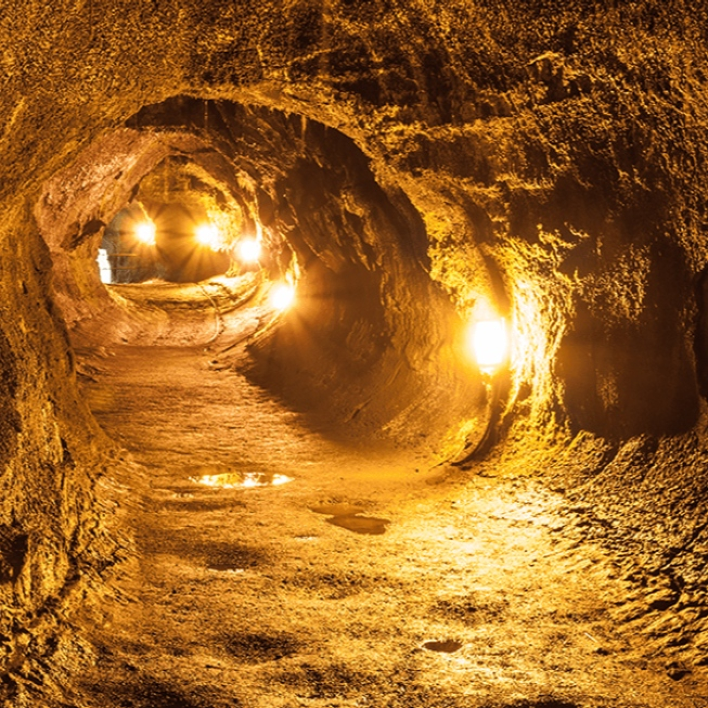 1091 - Las cuevas fueron el primer hogar de la humanidad en la Tierra y lo serán también en Marte