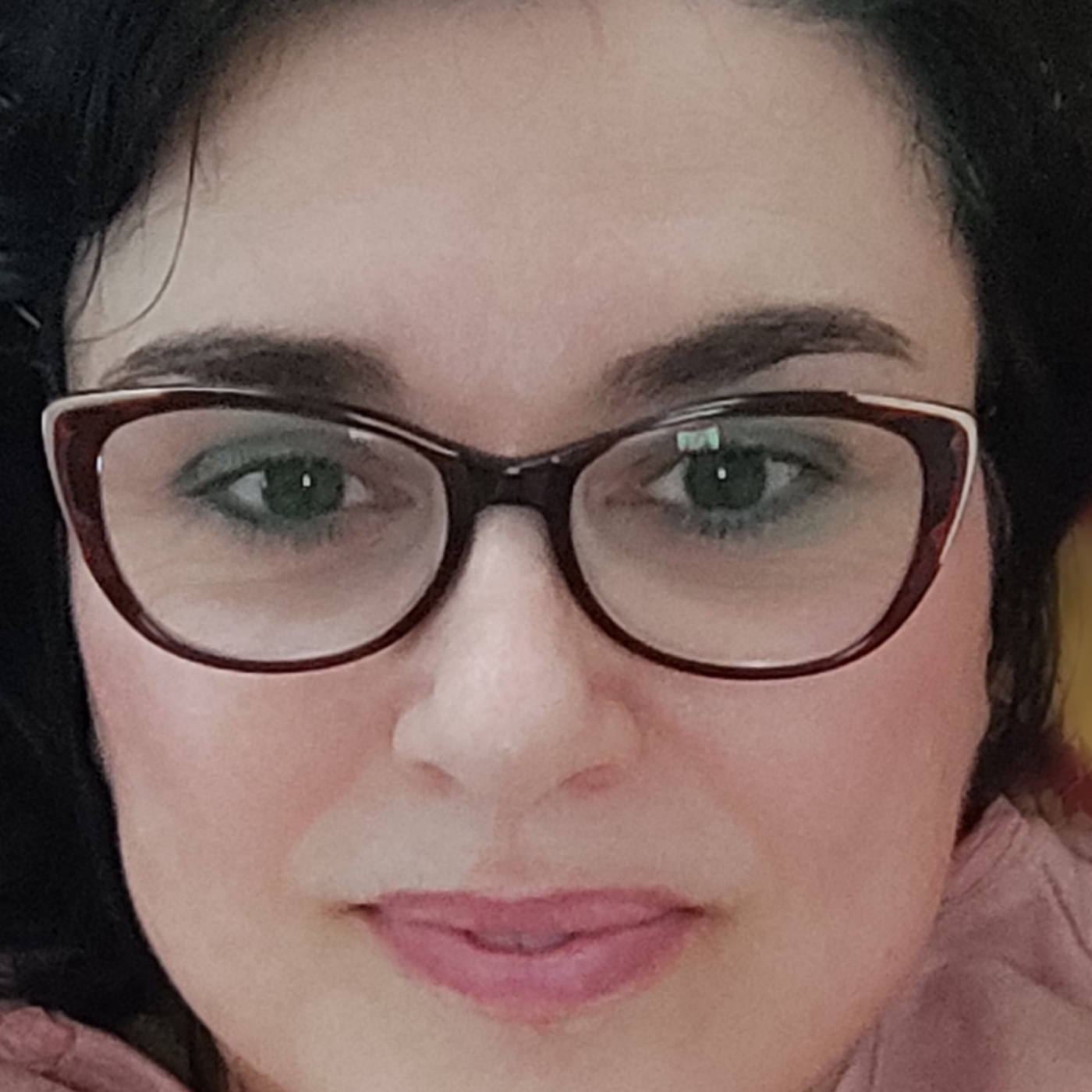 Hoy hemos hablaco con la escritora Elisa Vázquez, que acaba de sacar al mercado su última obra, Pérez, ladrón de libros episode artwork