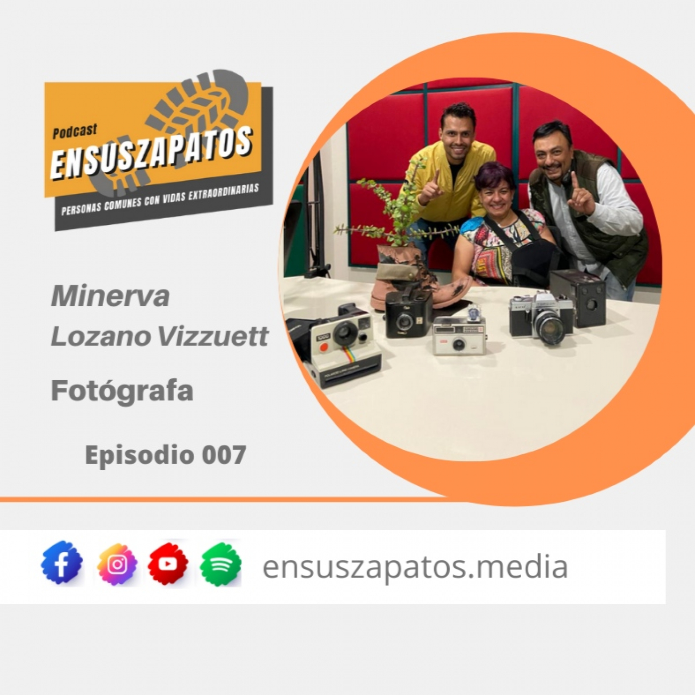 En Sus Zapatos Media