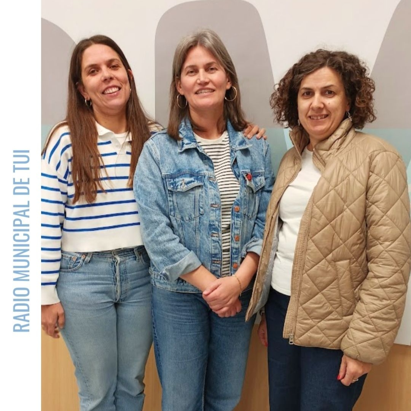 Ent. Noelia Martínez, Rosa González e Bea Pérez | Donicelas finalistas dos Premios Martín Codaxa Música episode artwork