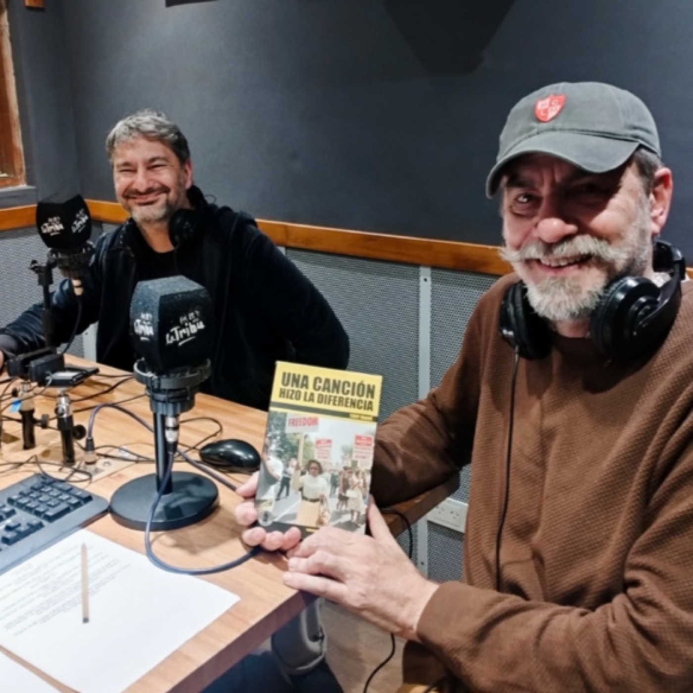 Presentación de "una canción hizo la diferencia" en FM La Tribu episode artwork