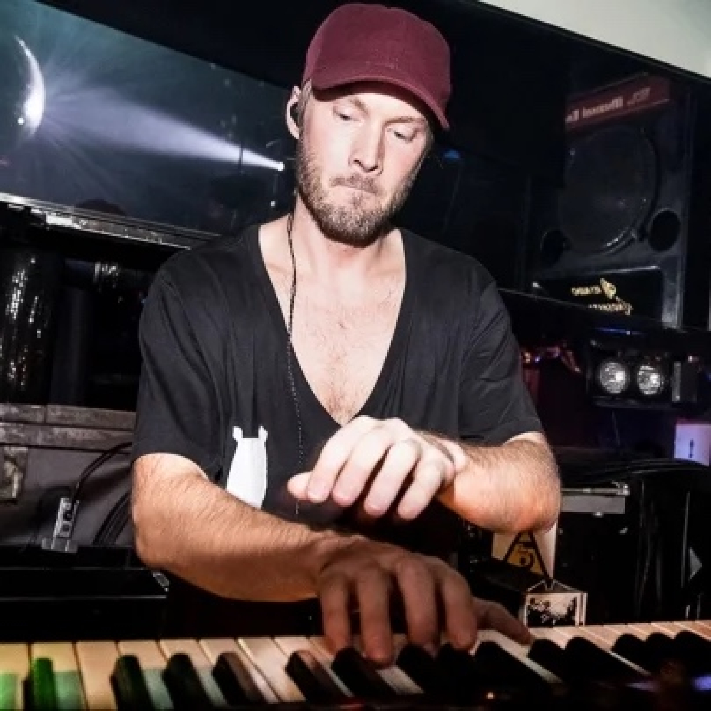 House Deluxe Presents "The Kings Of House" : Rasmus Faber VOL 4 episode artwork
