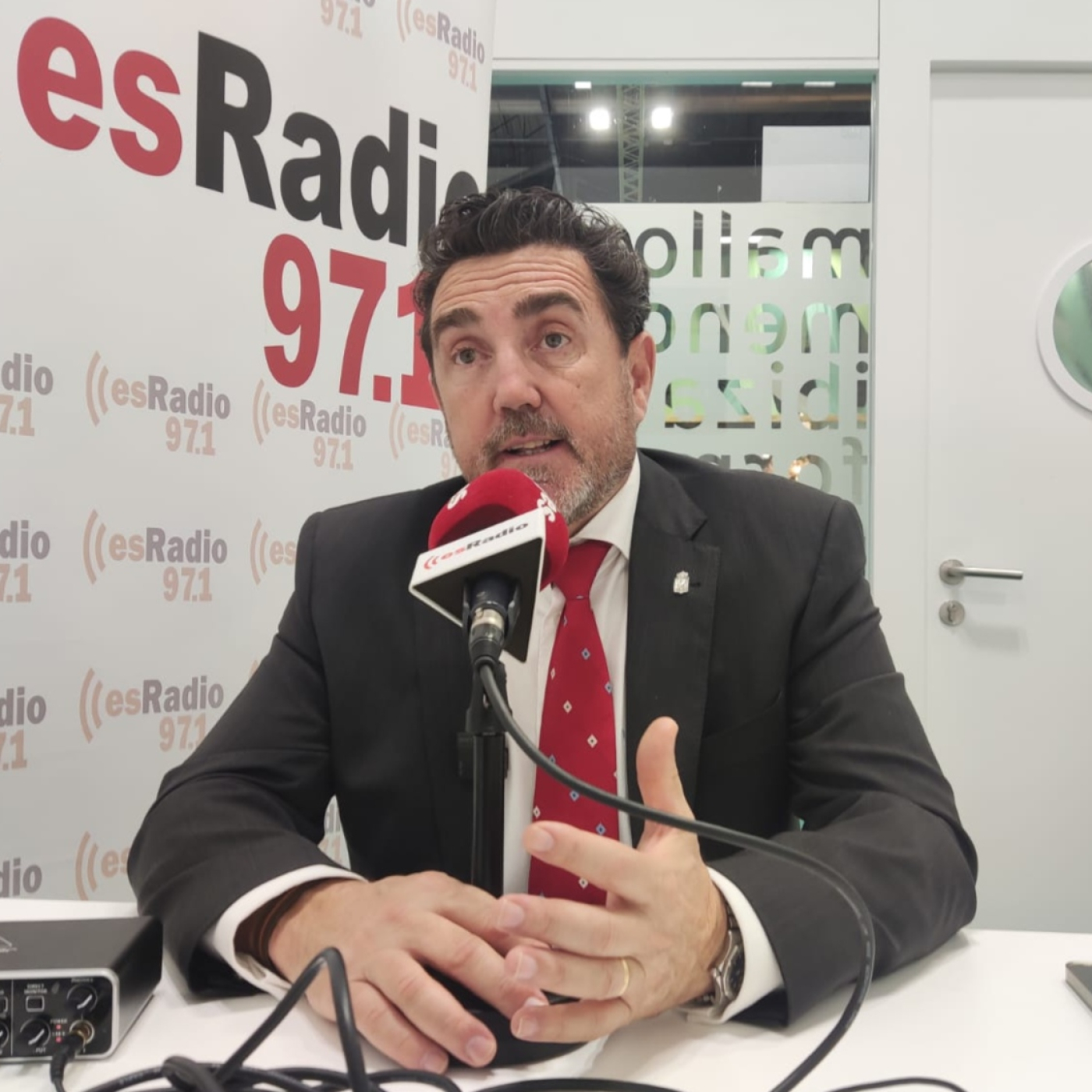 dc914ed92d27fc7f97789640c1af8cd4 XXL esRadio Baleares