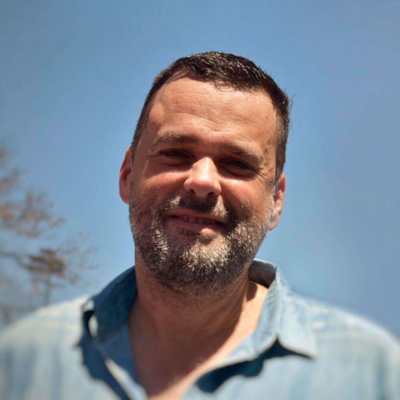 "Massa llega con la fuerza suficiente de la unidad del Frente de Todos" dice Daniel Menéndez