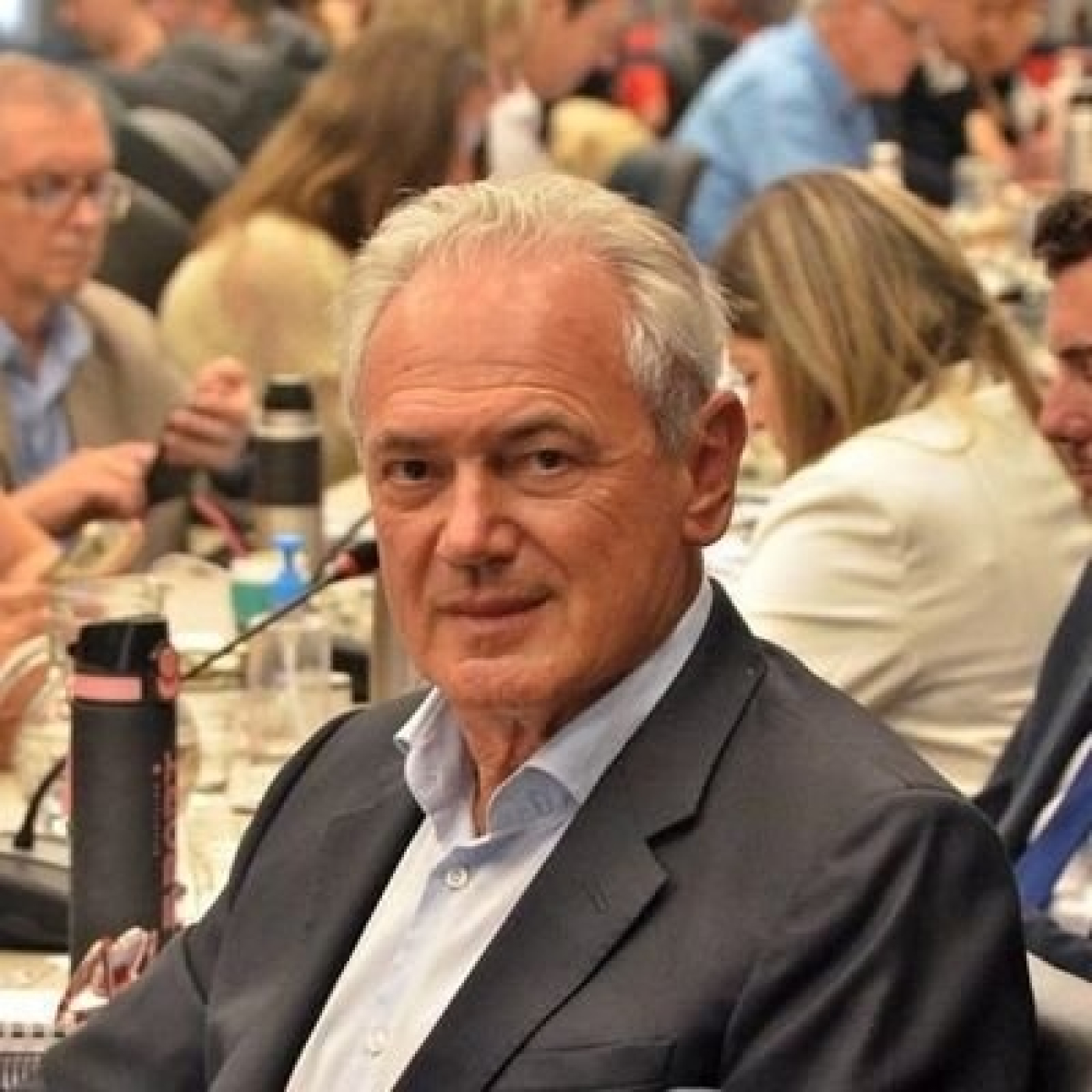Atilio Benedetti @atiliobenedetti (Diputado nacional por la UCR en JxC Juntos por el Cambio) Tendencias @tendenciaspg