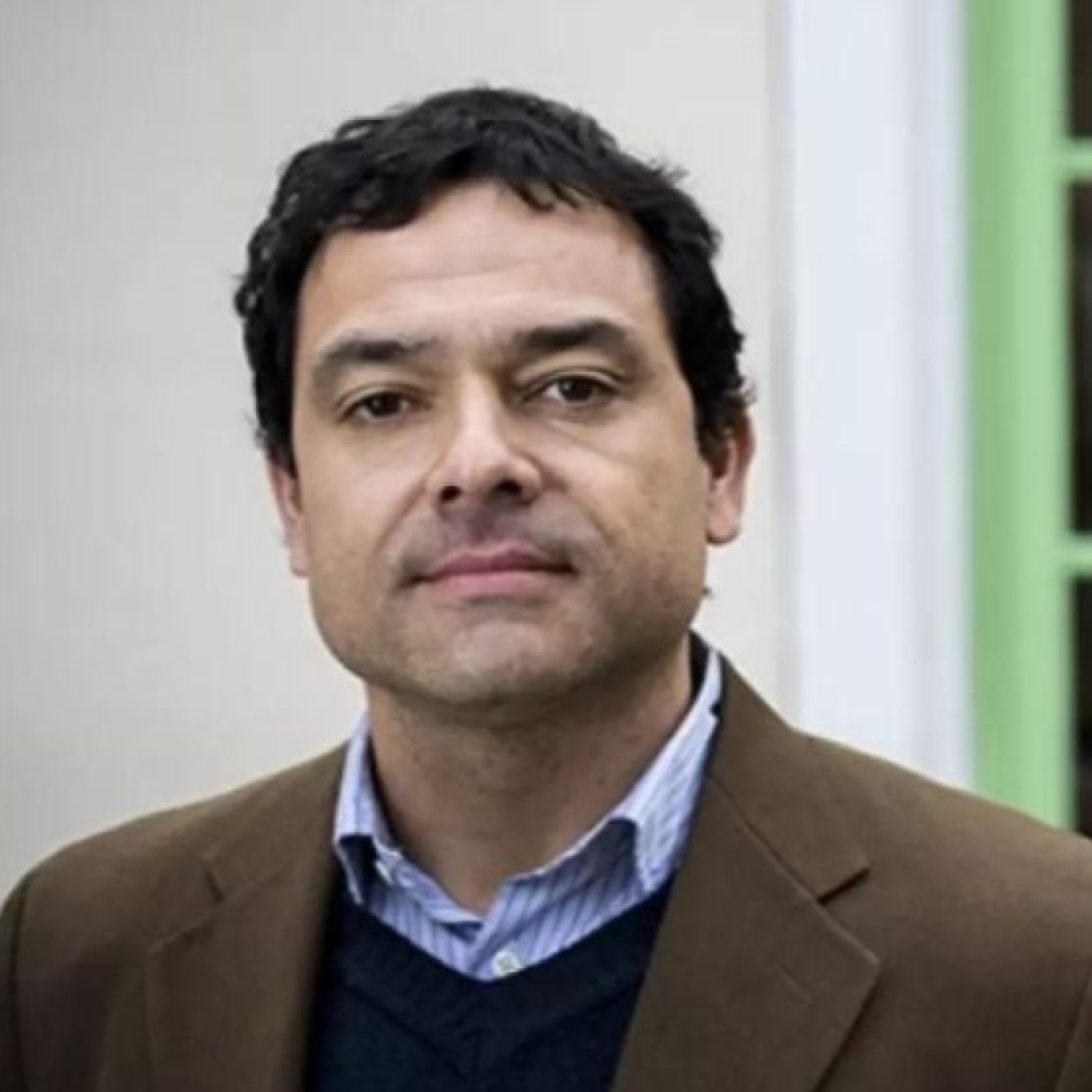Diego Reynoso @dgreynoso (Director de la Encuesta de SPOP de la Universidad de San Andrés) con @HugoE_Grimaldi