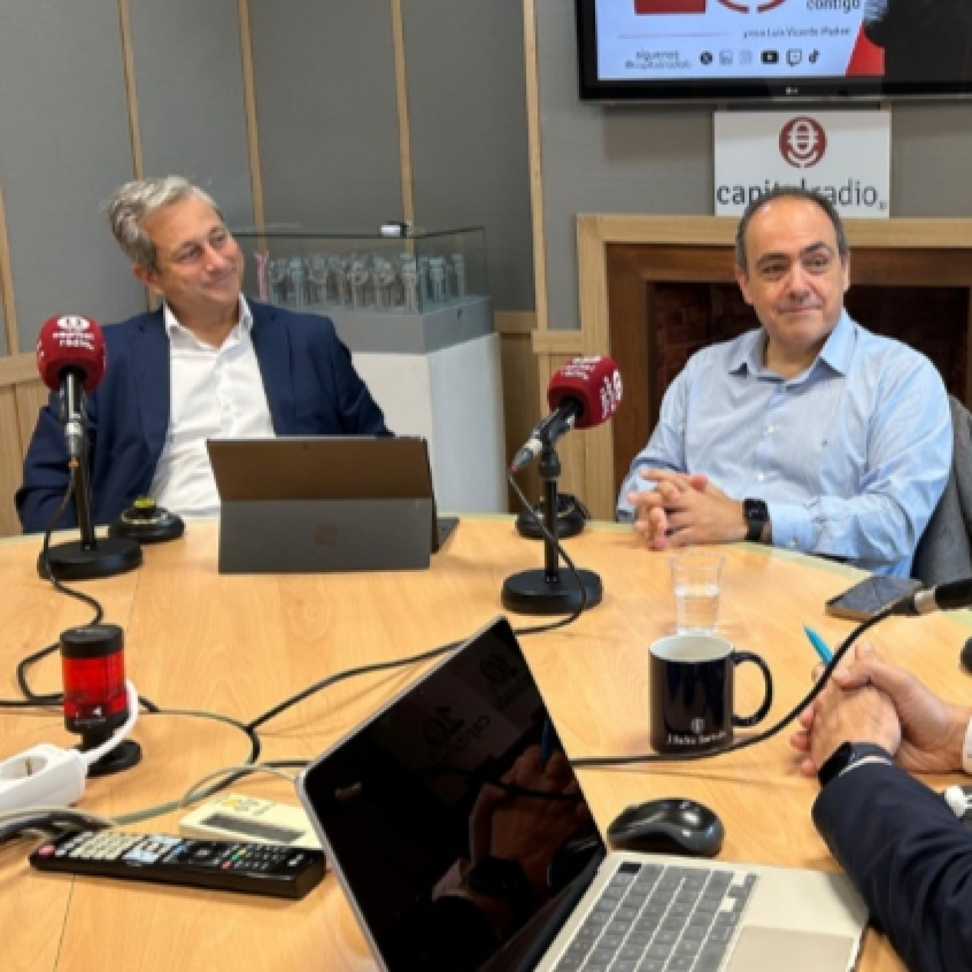 La inversión, tan fácil como tomar un café | Celso Otero y Rafael Casado en Capital Radio