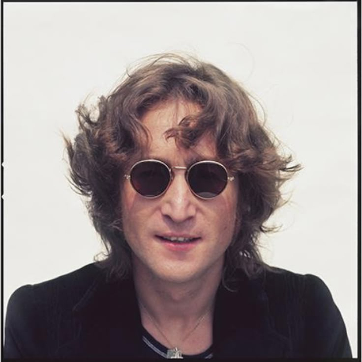 25-10-2025 Los 3 mejores discos de John Lennon según Indie Hoy episode artwork