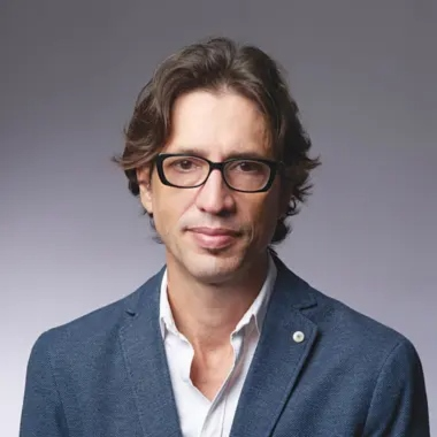 Estudio 2 - FM 105.9