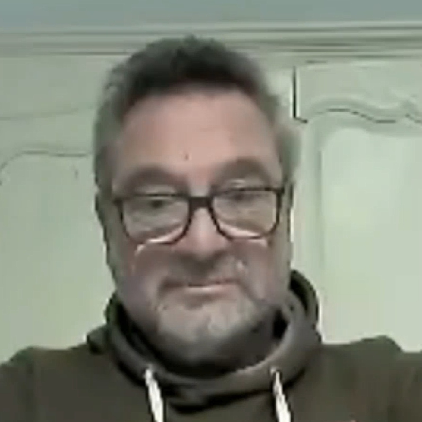 Entrevista con el escritor Daniel Guebel en "Letras y corcheas" episode artwork