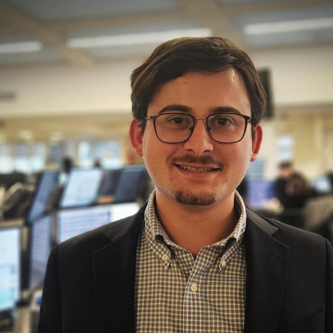 Lucas Buscaglia, analista de Research de Balanz @BalanzCapital @rosca_casta 23-7-2024