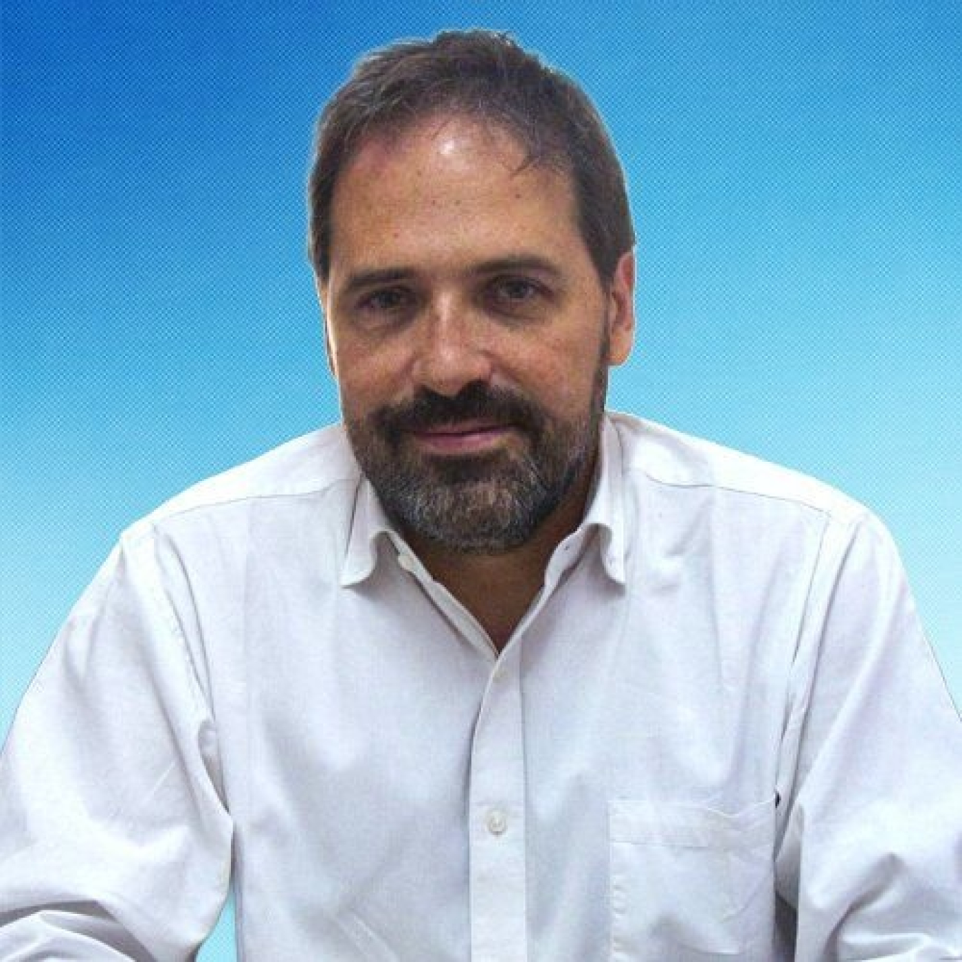 Julián Gadano @jgadano (Ex Subsecretario de Energia Nuclear de la Nación) La Usina