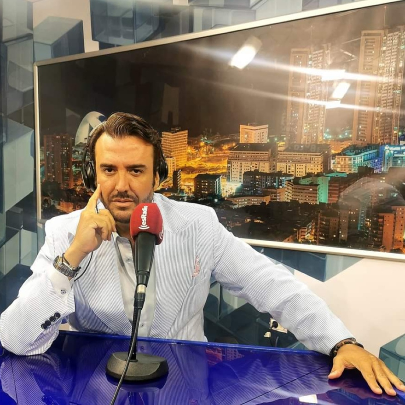 25.04.23 La Mañana de Castañeda episode artwork