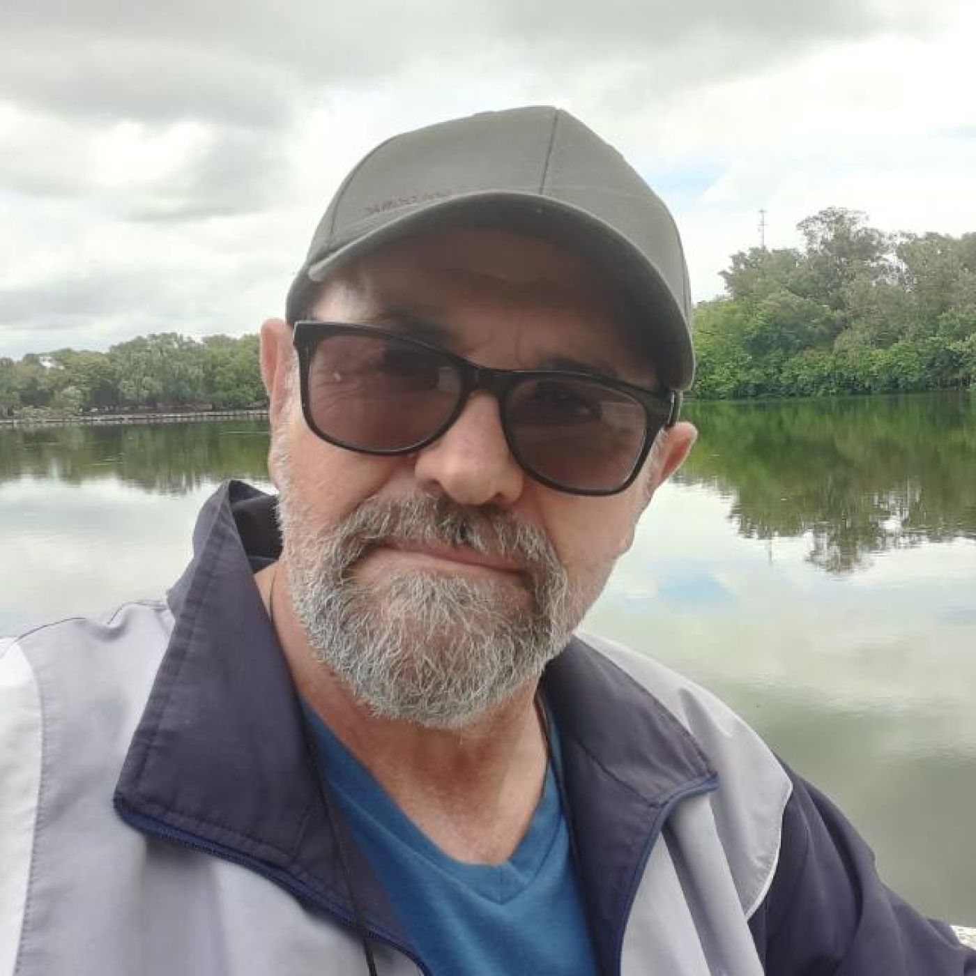 COLUMNA DEL POETA PUEBLO MIGUEL LONGARINI EL CLUB DE LA PLUMA 2-2-2025