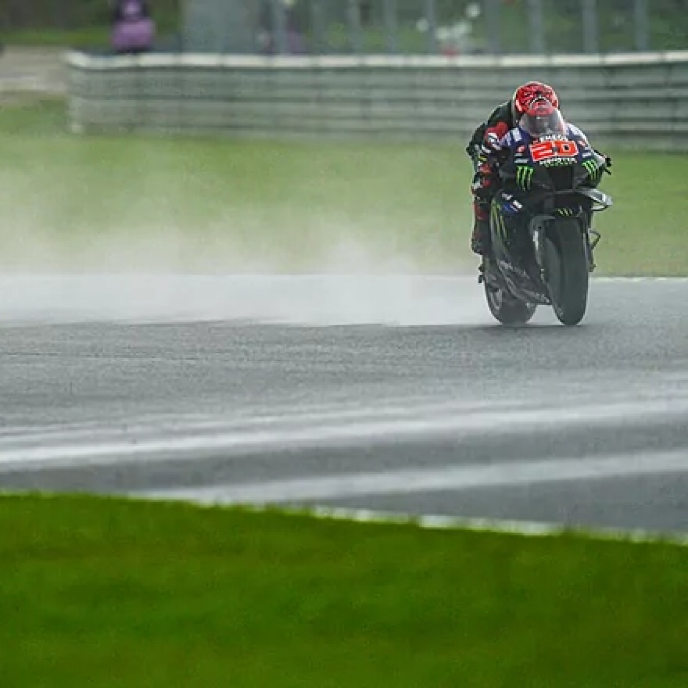 Tailandia, la lluvia y Fabio Quartararo - A todo Gas episode artwork