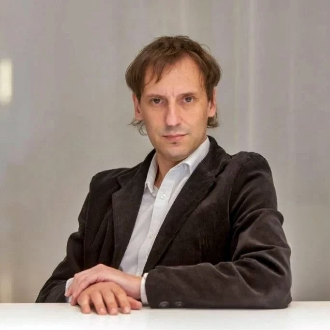 Javier Okseniuk (Economista y Director Ejecutivo de LCG) No La Vimos Venir @rpmalmendros