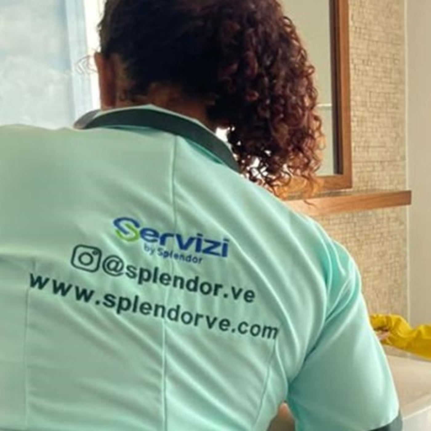 Servizi by Splendor, un innovador servicio de limpieza profesional por pedido episode artwork