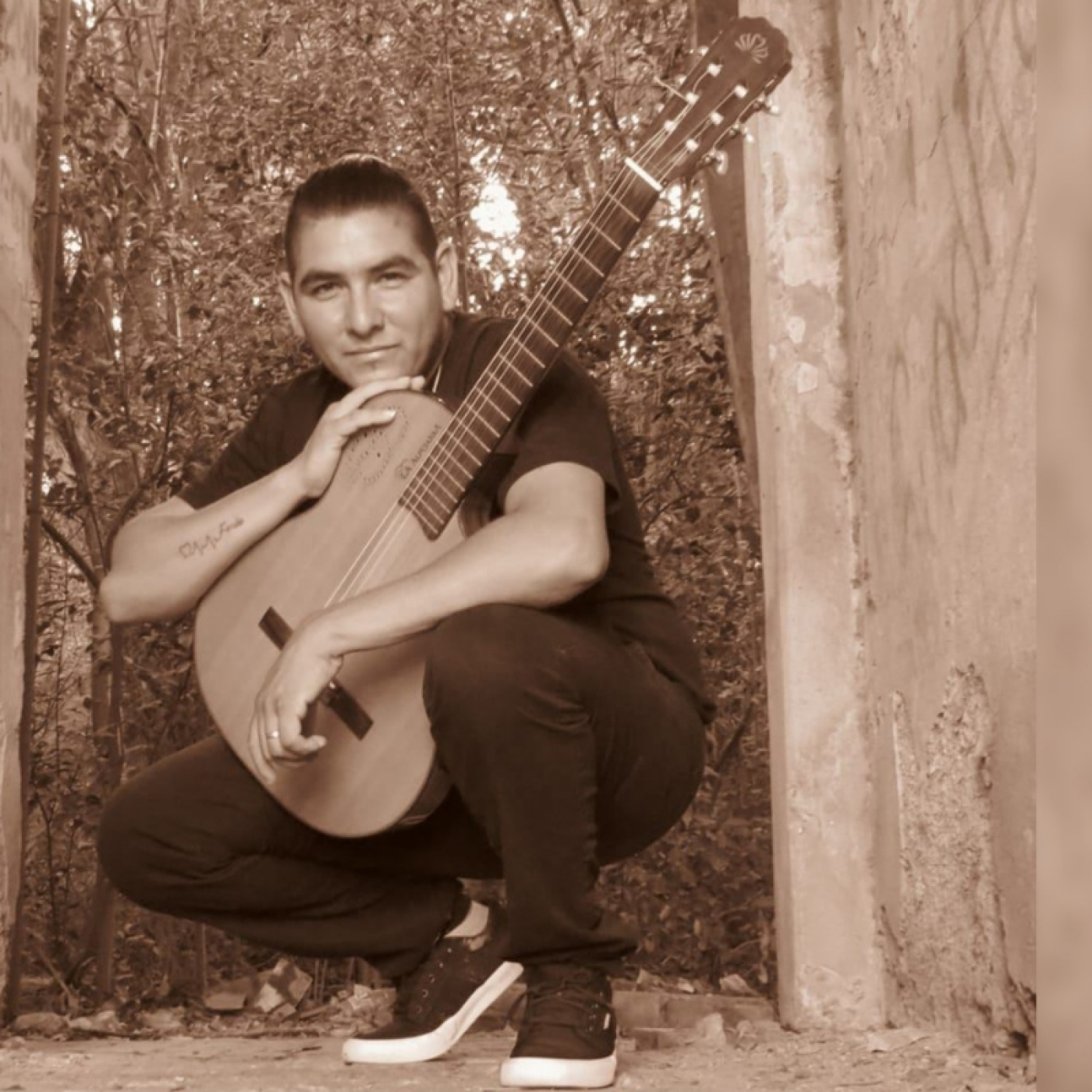 En Un Canto Se Hace Al Viento, entrevista con Maxi Pini episode artwork