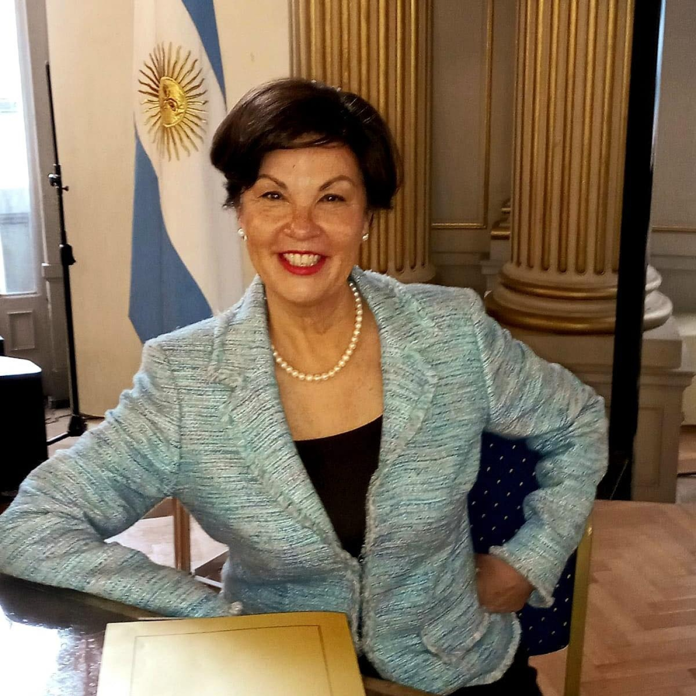 Delia Flores: 16-06-22