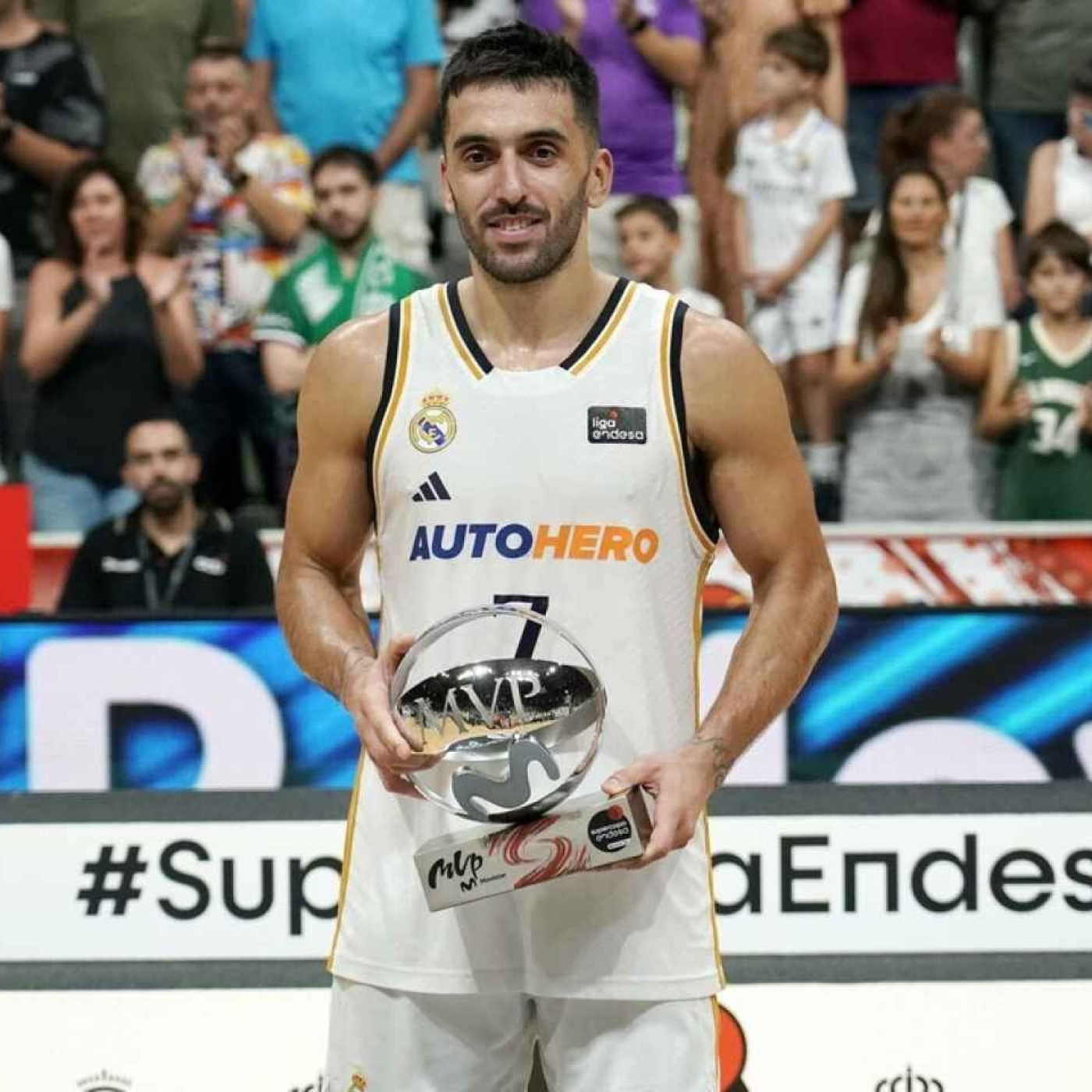 Basket Entrecomillas