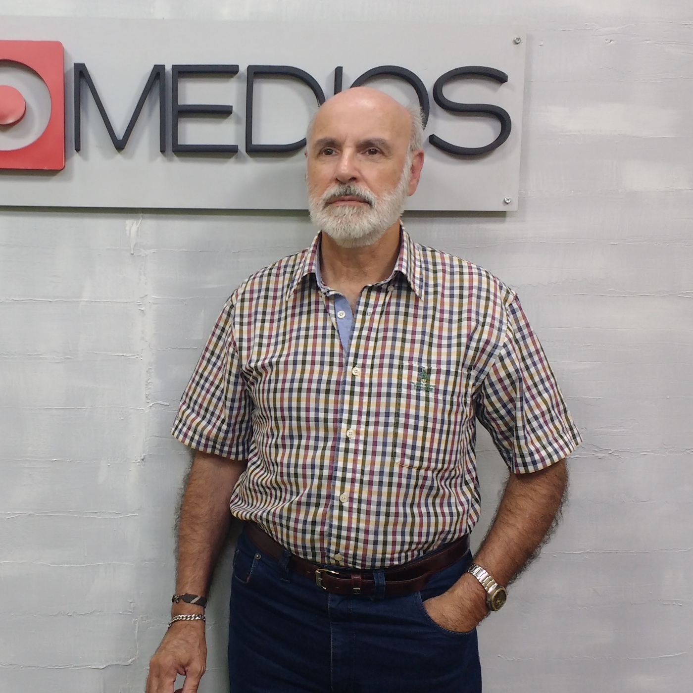 RADIOFOTOS con Santiago Magrone 24-4-2026