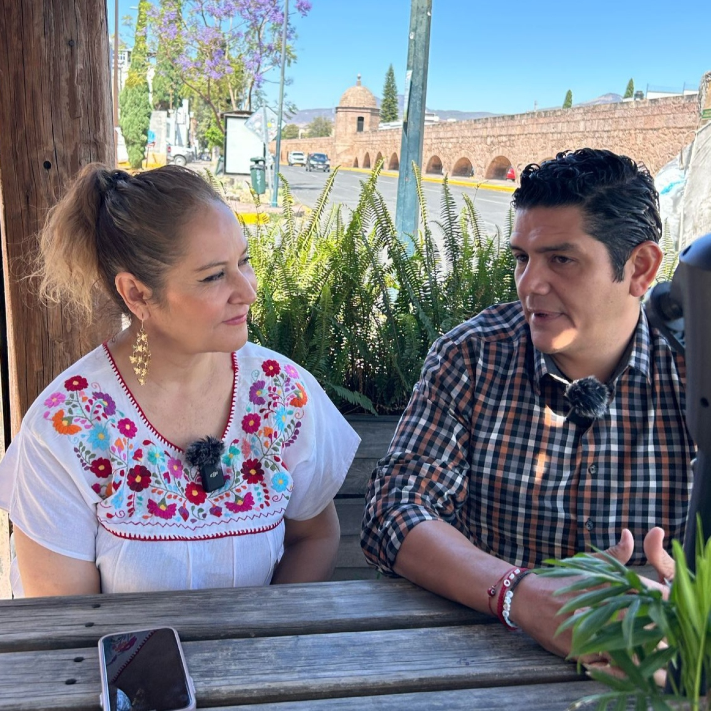 Hablemos De, con Lupita Santacruz