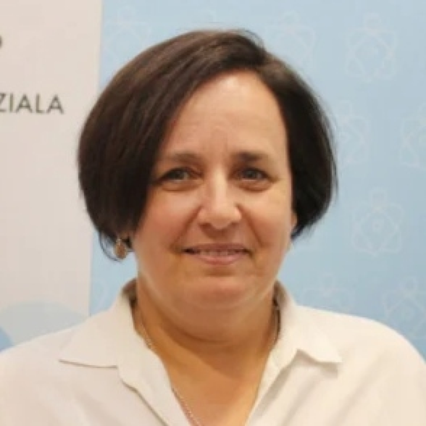 PILAR SOLA /presidenta del Colegio oficial de Enfermeras de Navarra(COENAV) episode artwork