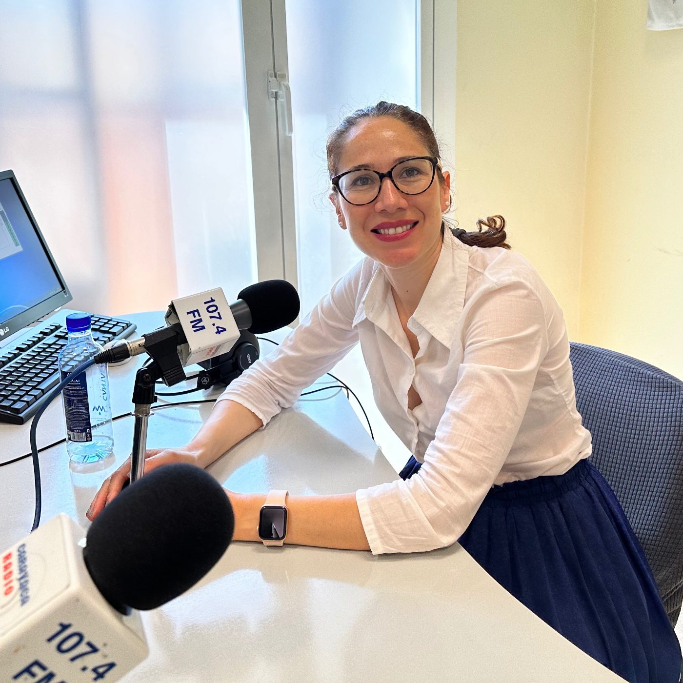 CARAVACA RADIO- La concejal de Recursos Humanos, Ana Belén Martínez, explica el programa 'Cercanos' episode artwork