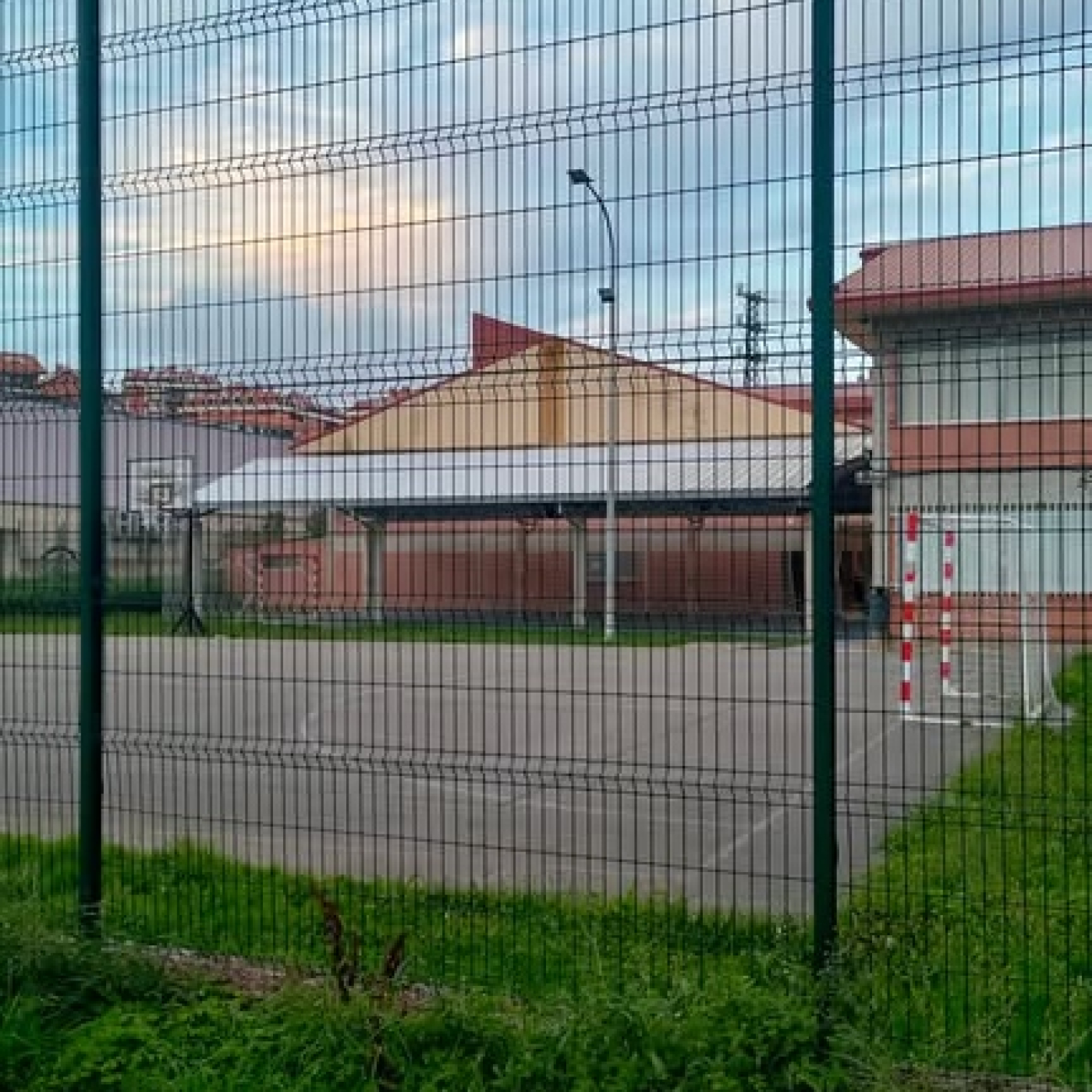 Luis Sánchez. Gimnasio IES Zapatero. episode artwork