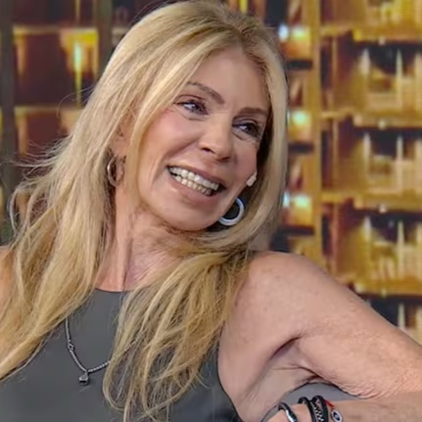Silvia Perez, Actriz Conexion 12-9-2025.mp3