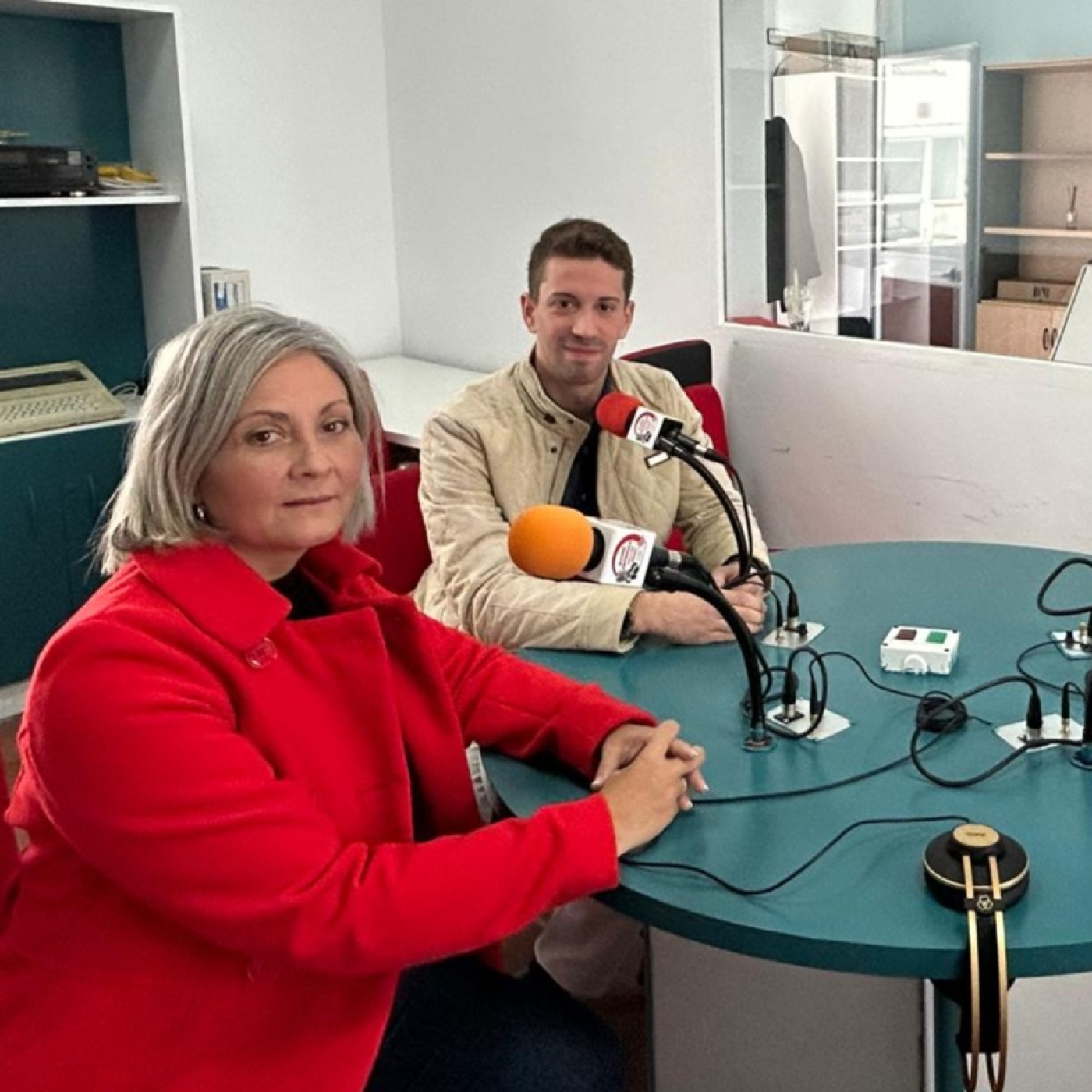 Radio Estrella 107.2 FM)