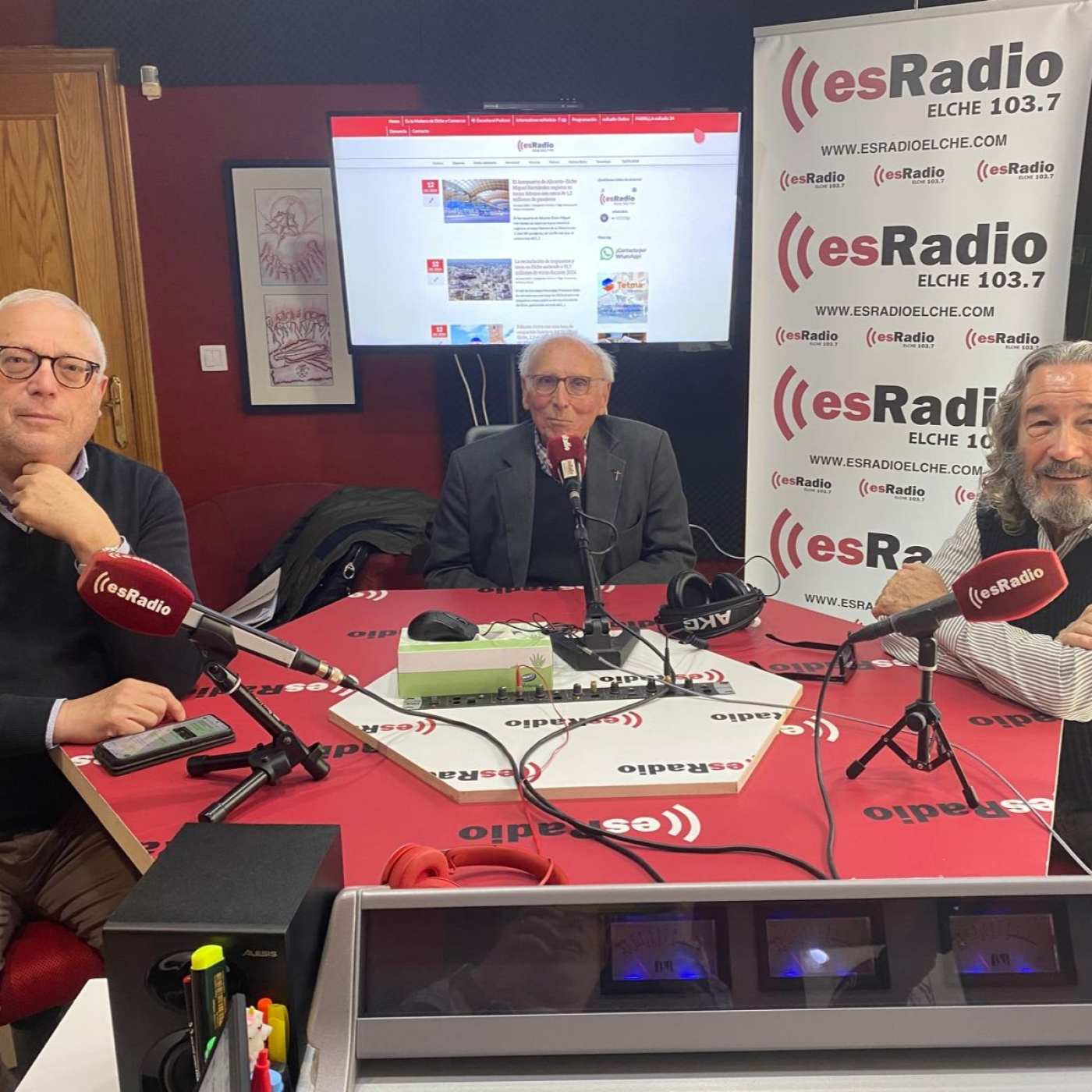 "Elche debe posicionarse ante el turismo religioso porque tiene mucho potencial". episode artwork