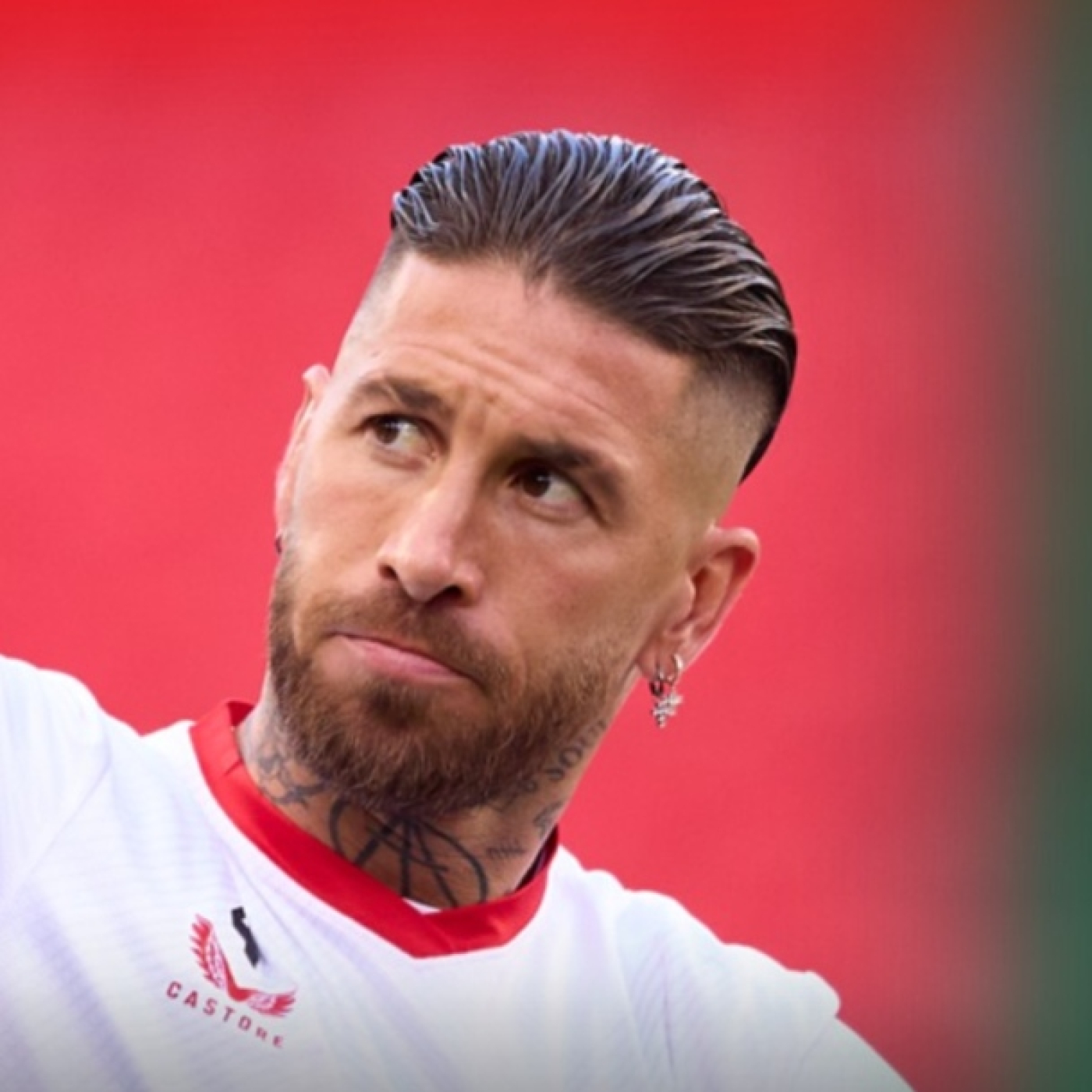   SERGIO RAMOS SE OFRECE PARA JUGAR EN EL SEVILLA | 'SEVILLANÍA' CON ALMANSA | T2, EP.21 episode artwork