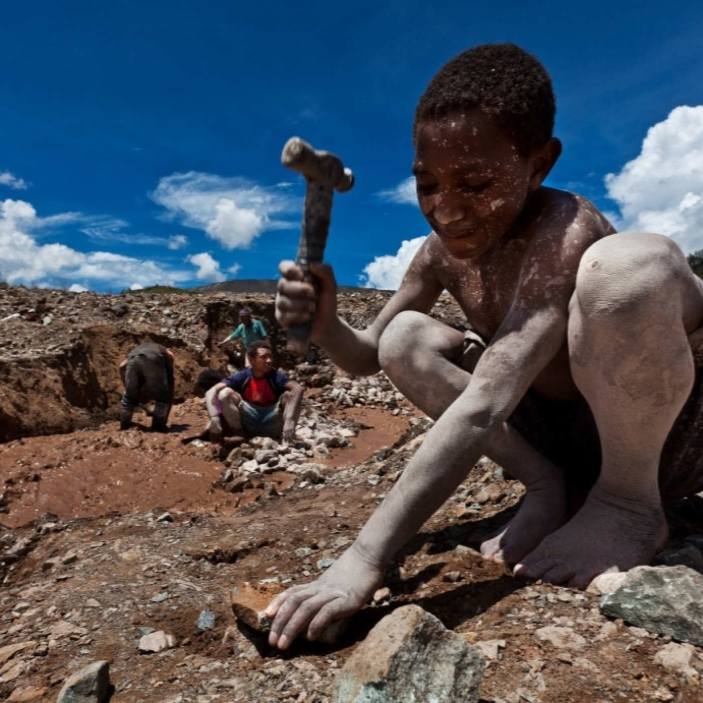 La Batalla por el Cobalto #documental #congo #geopolitica #podcast episode artwork
