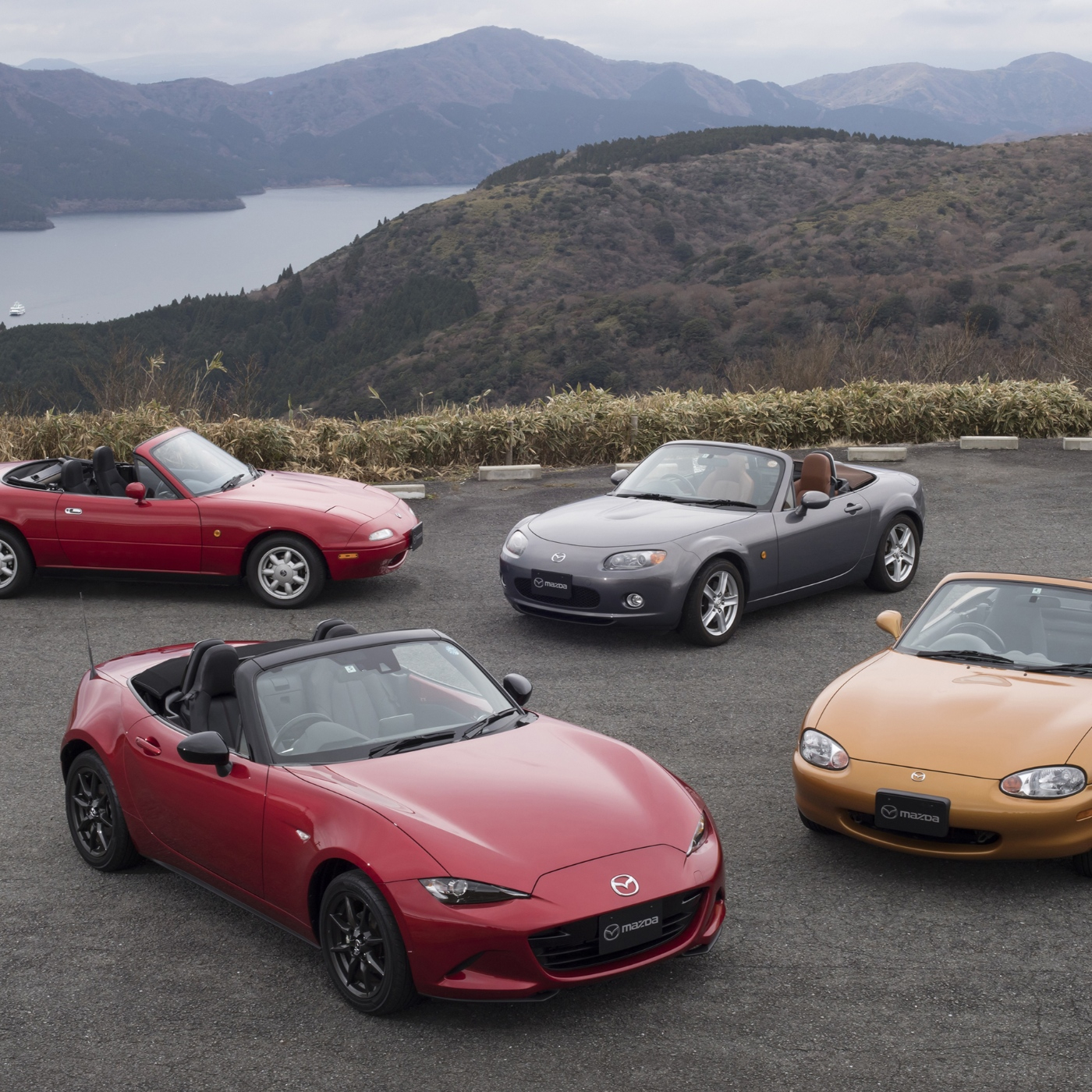 Historia del Mazda MX5: Consejos, curiosidades y guía de compra