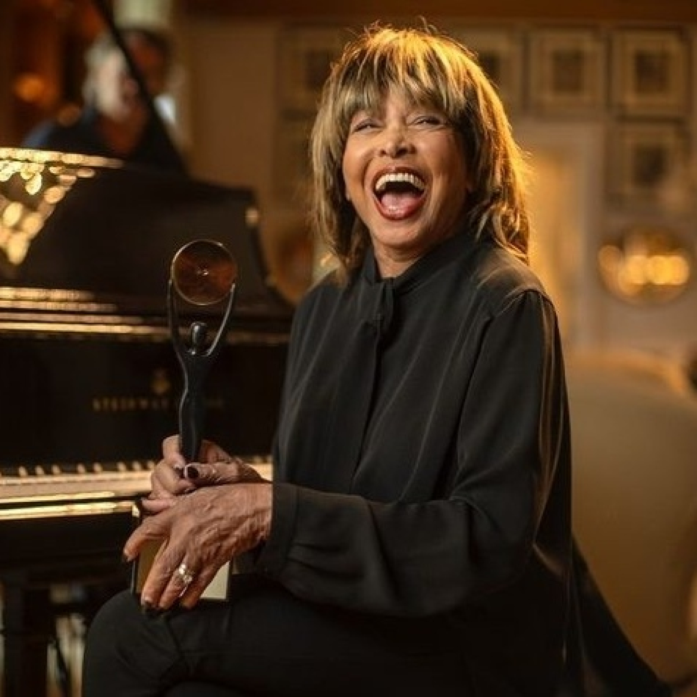 Honor a Tina Turner en Dr. Smooth! episode artwork