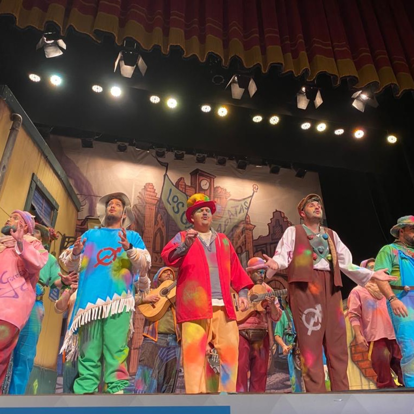 CARNAVAL A BOMBO Y PLATILLO
