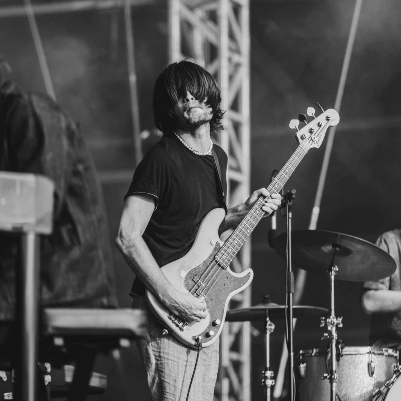 The Pretenders se juntan con Jonny Greenwood de Radiohead para la nueva balada 'I Think About You Daily'. episode artwork